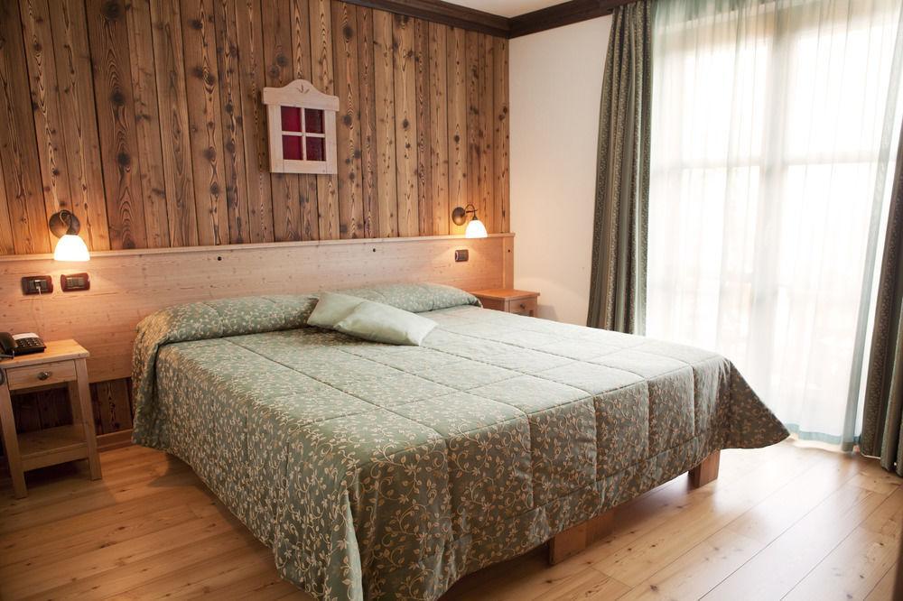 ホテル Silou Retreat Champdepraz エクステリア 写真